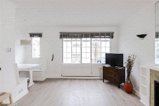 Connaught Close, London, W2