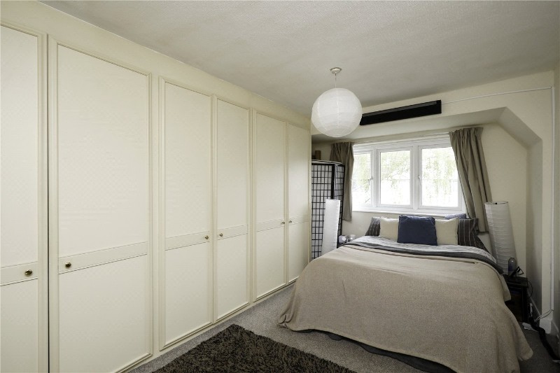 Park Drive, London, W3