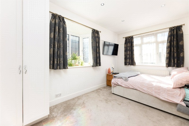 Viewfield Road, London, SW18