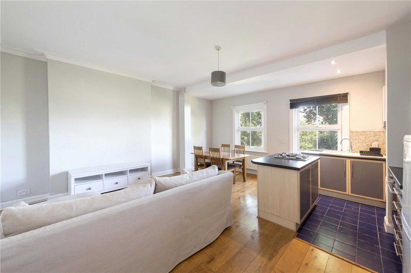 Reception/Kitchen
