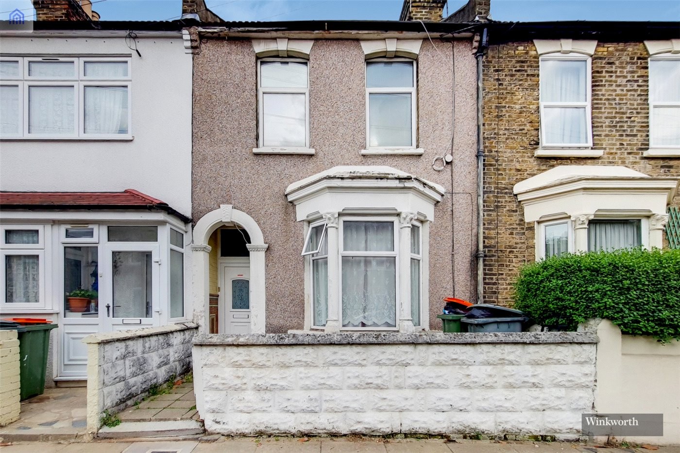 3 bedroom property for sale in Caistor Park Road, London, E15 (Ref