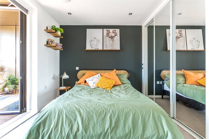 Murrain Road, London, N4