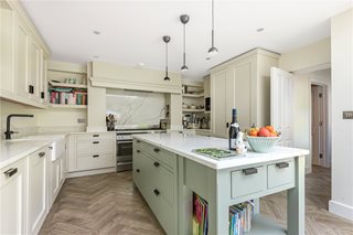London Road, Sunningdale, Ascot, Berkshire, SL5