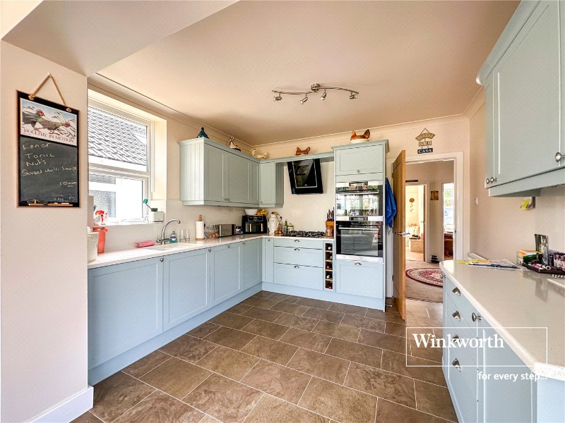 St. James Road, Ferndown, BH22