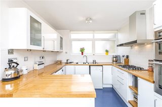 Cherry Laurel Walk, London, SW2