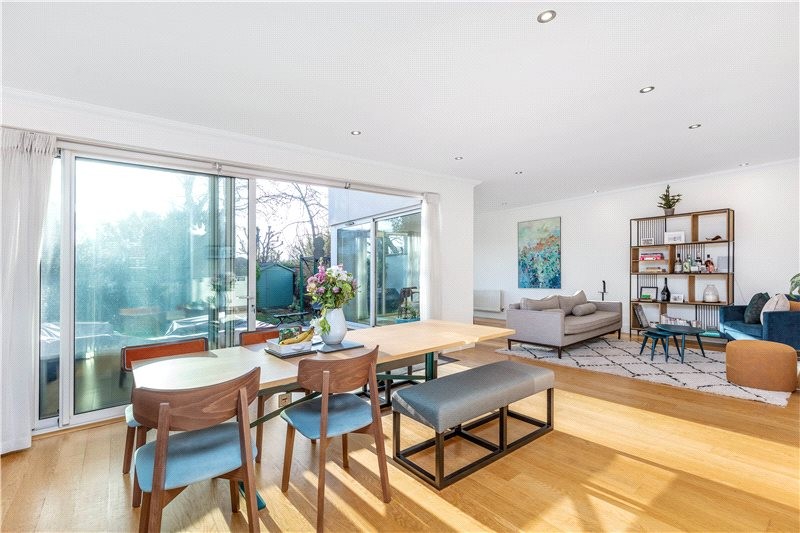 Gerard Road, Barnes, London, SW13