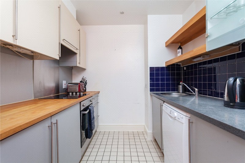 Adler Street, London, E1