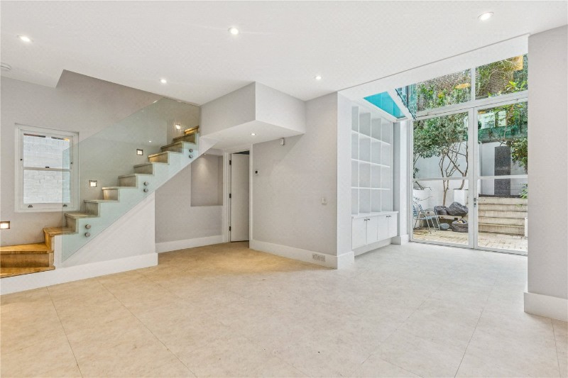 Denbigh Road, Notting Hill, London, W11