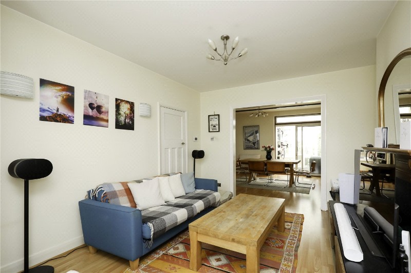 Park Drive, London, W3