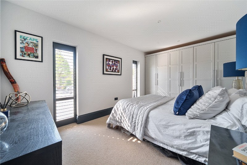 Echo Barn Lane, Wrecclesham, Farnham, Surrey, GU10