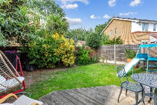 Hadleigh Close, London, SW20