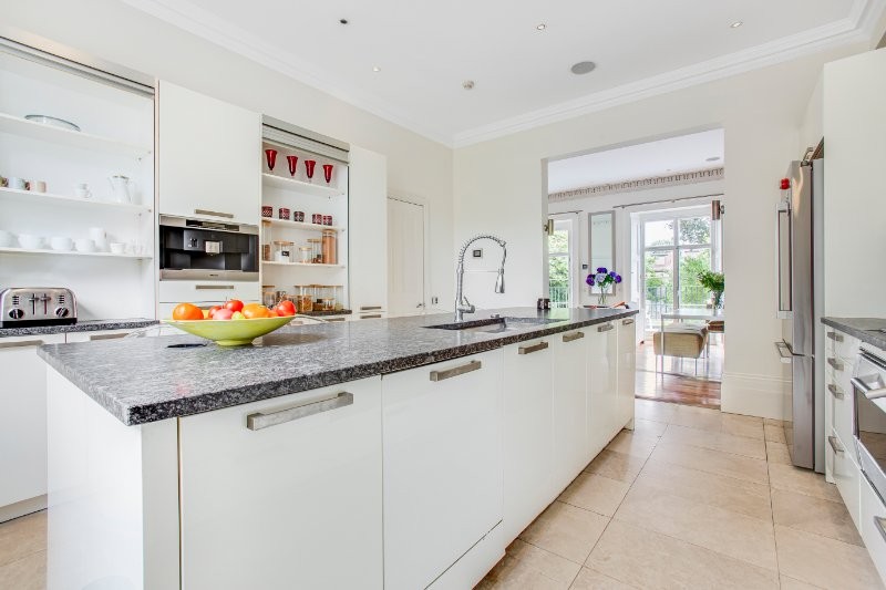 Castelnau, Barnes, London, SW13