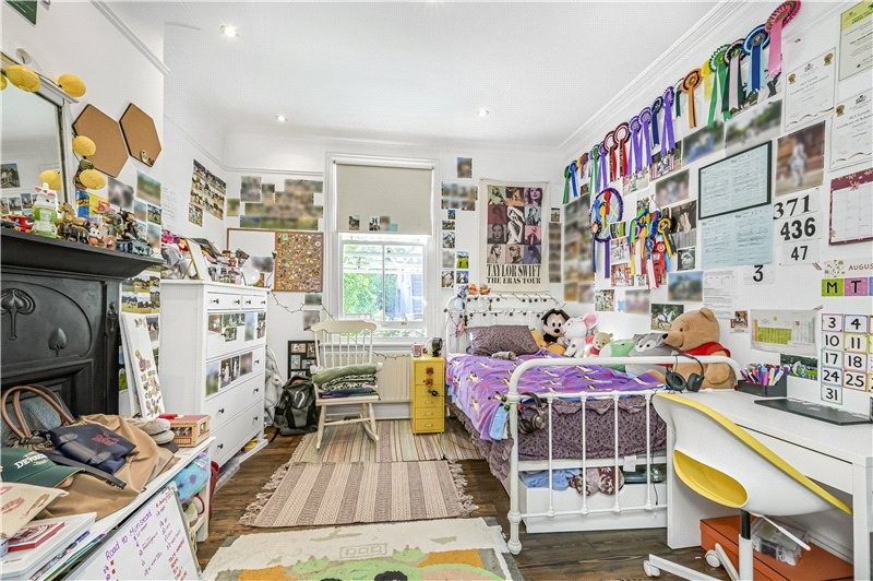 Melville Road, London, SW13