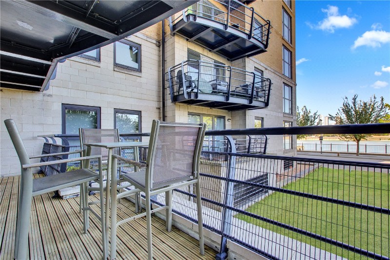 Greenfell Mansions, Glaisher Street, London, SE8