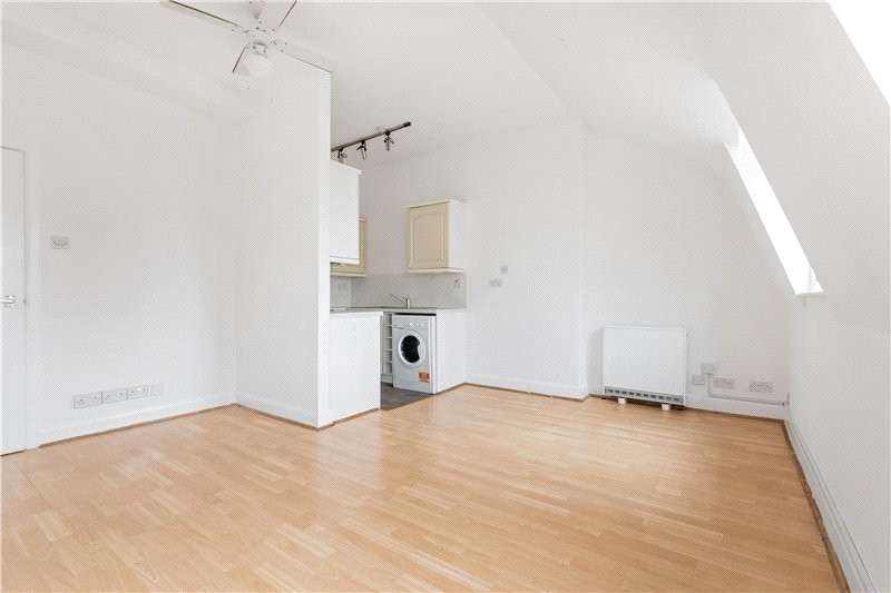 Kennington Lane, London, SE11