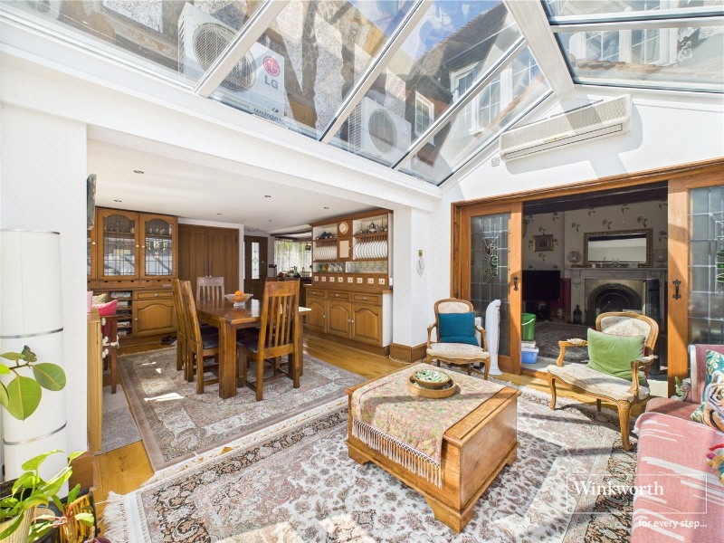 Colindeep Lane, Colindale, London, NW9
