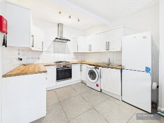 Maple Road, Surbiton, KT6