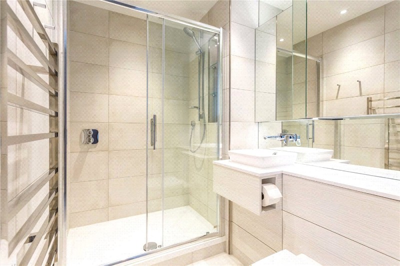 Basset Court, High Street, London, N8