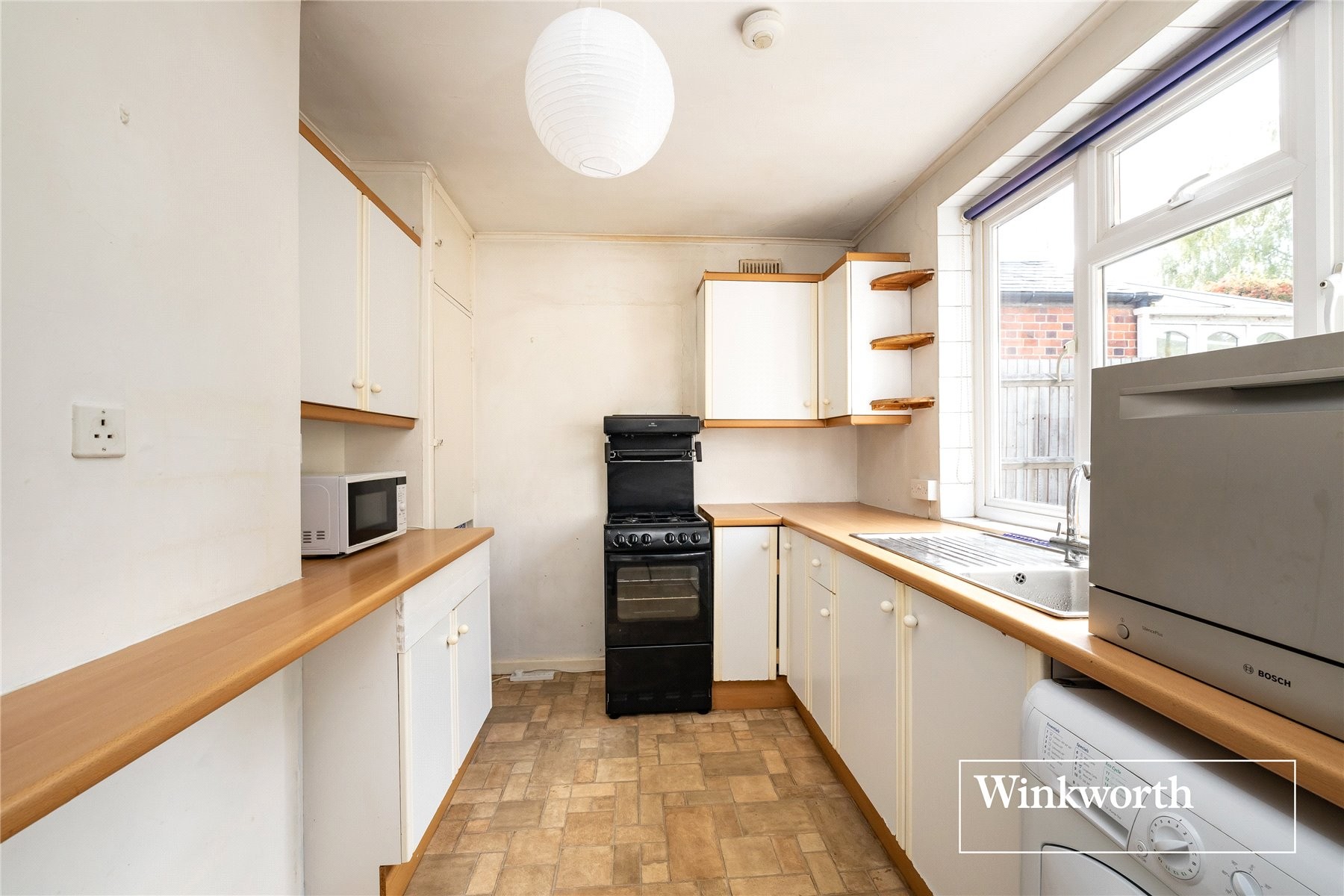 2 bedroom property for sale in Byng Road, EN5 £400,000