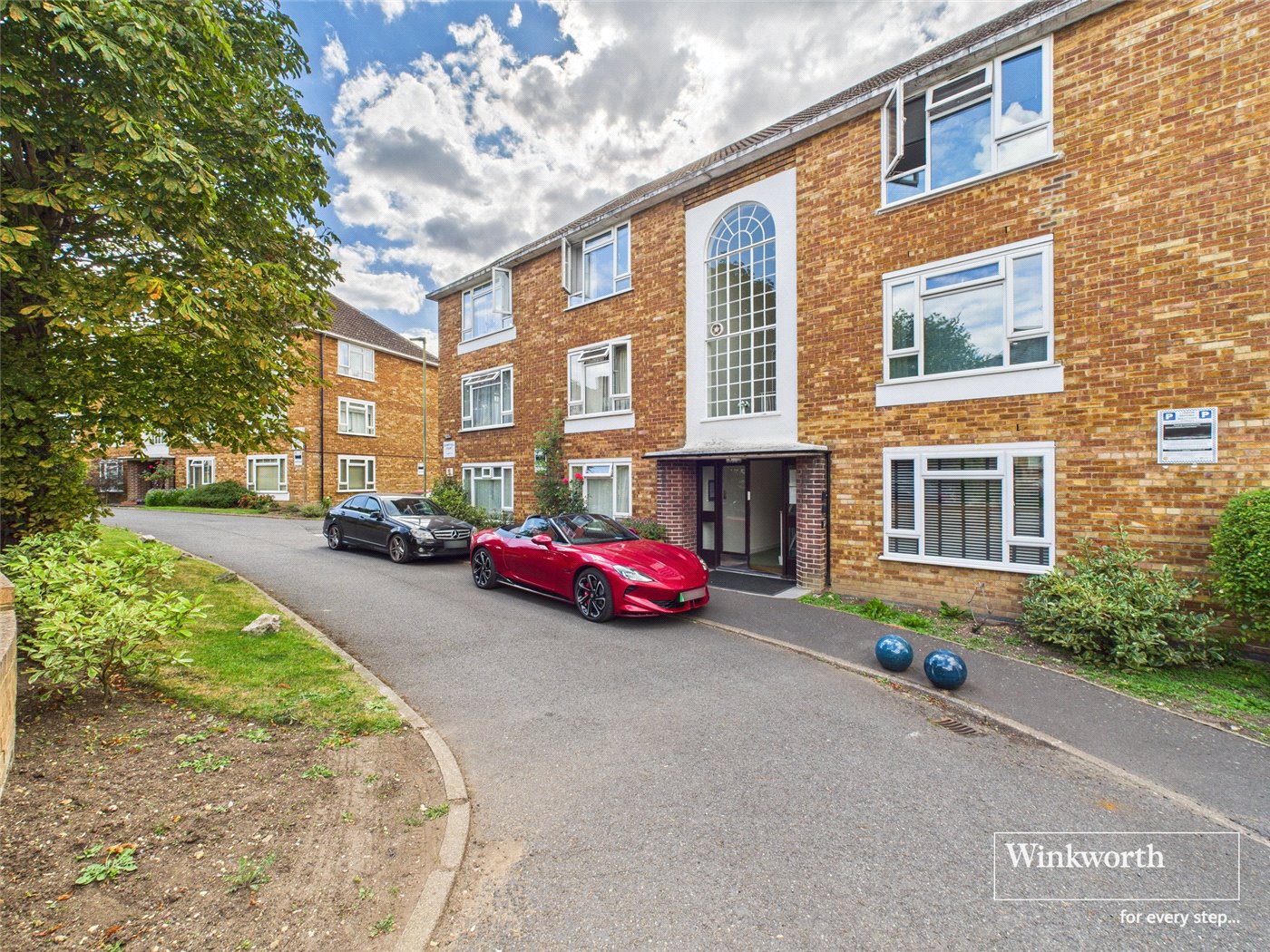 Sunnyhill Court, Sunningfields Crescent, Hendon, NW4