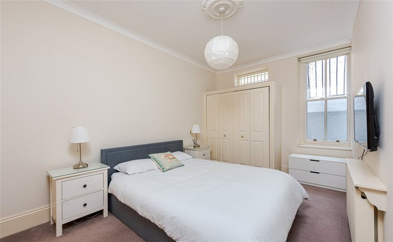 Warwick Square, London, SW1V