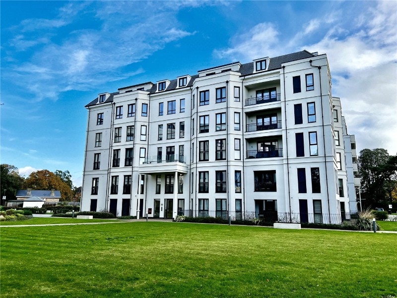 West Cliff Road, Bournemouth, BH2
