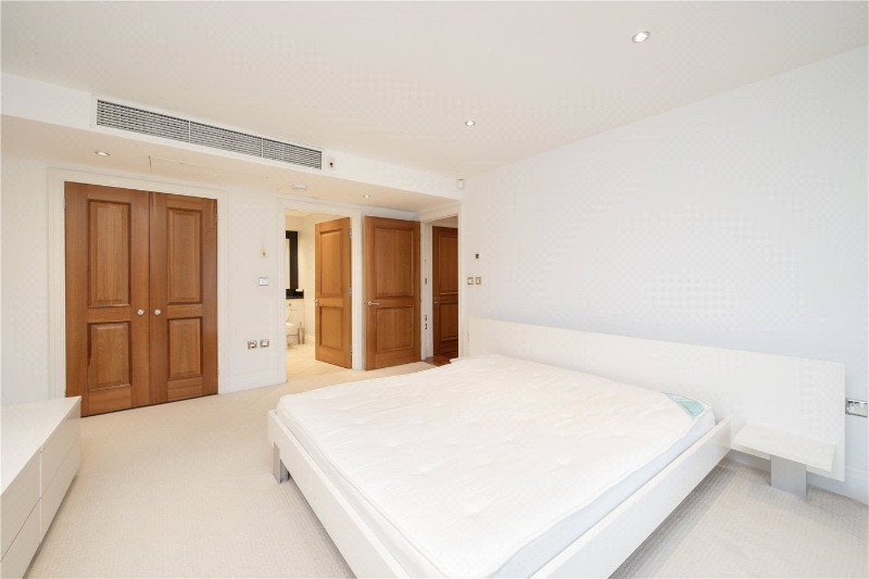 Birchgrove House, Strand Drive, Kew, TW9