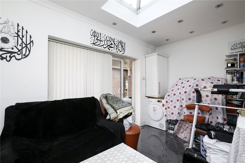 St. Dunstans Avenue, London, W3