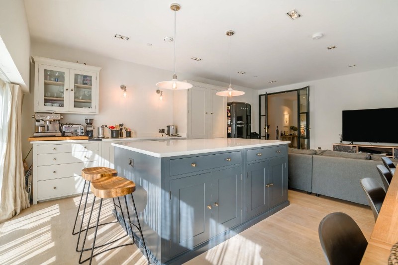 Beehive Yard, Bath, Somerset, BA1