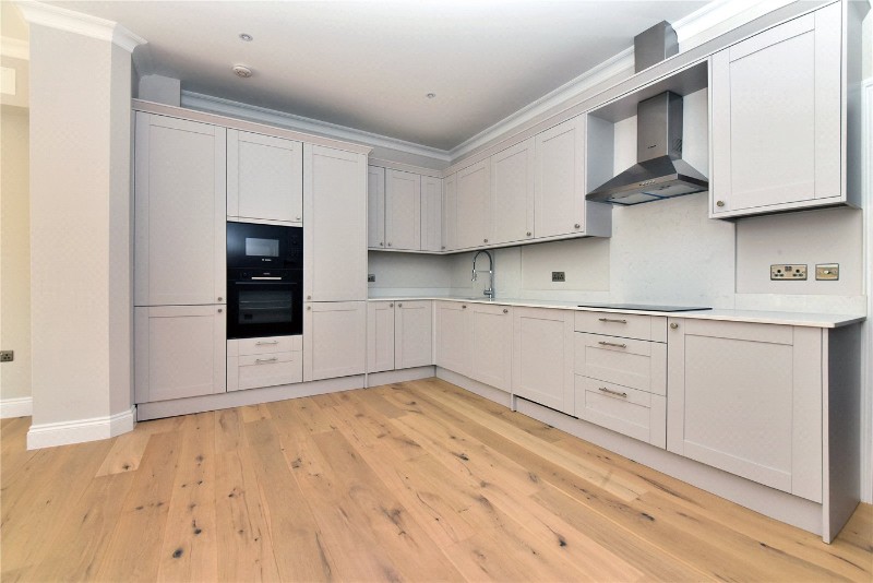 Holly Oak Close, Cheam, Sutton, SM2