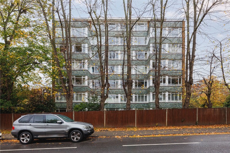 Princes Way, London, SW19