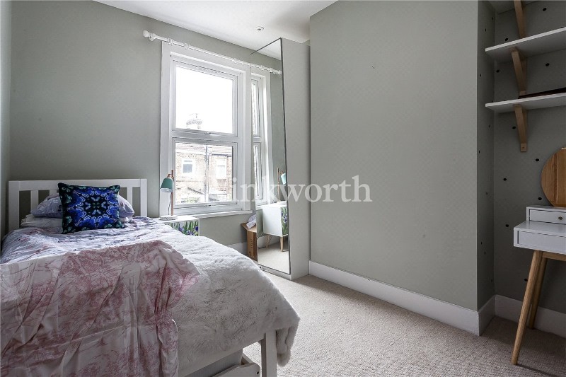 Roslyn Road, London, N15