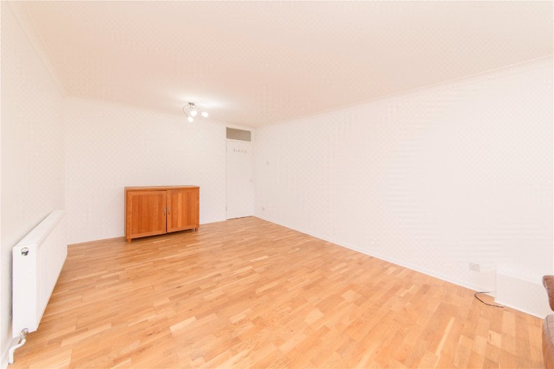 Etchingham Park Road, Finchley, London, N3