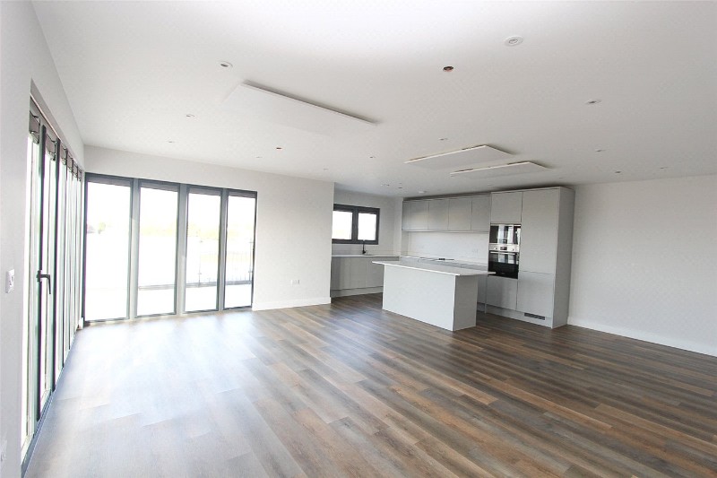 London Road, Hadleigh, Benfleet, Essex, SS7