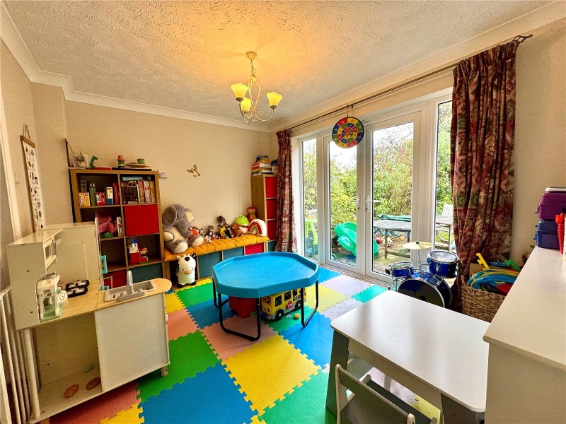 St. Albans Close, Bishopdown, Salisbury, Wiltshire, SP1