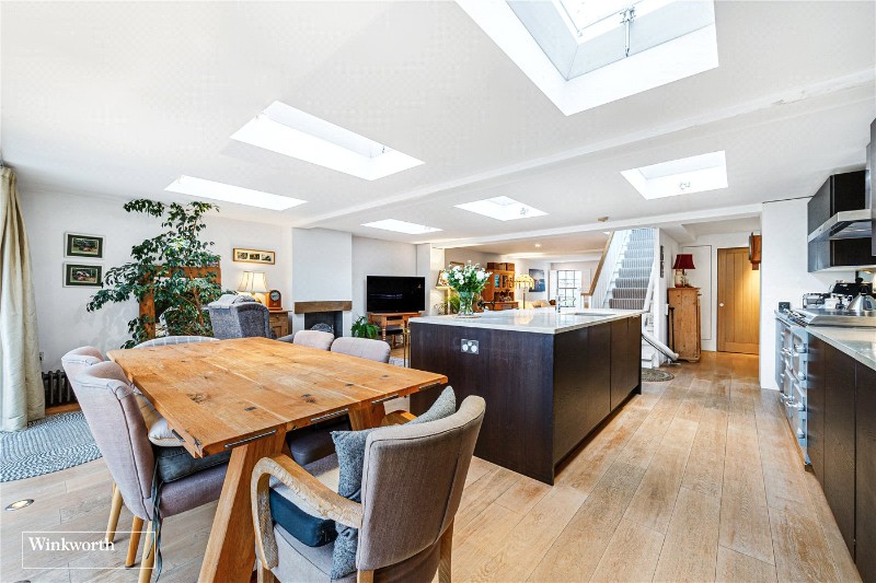 Wiggins Lane, Richmond, TW10
