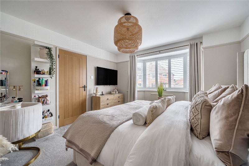 Regnum Drive, Shaw, Newbury, Berkshire, RG14