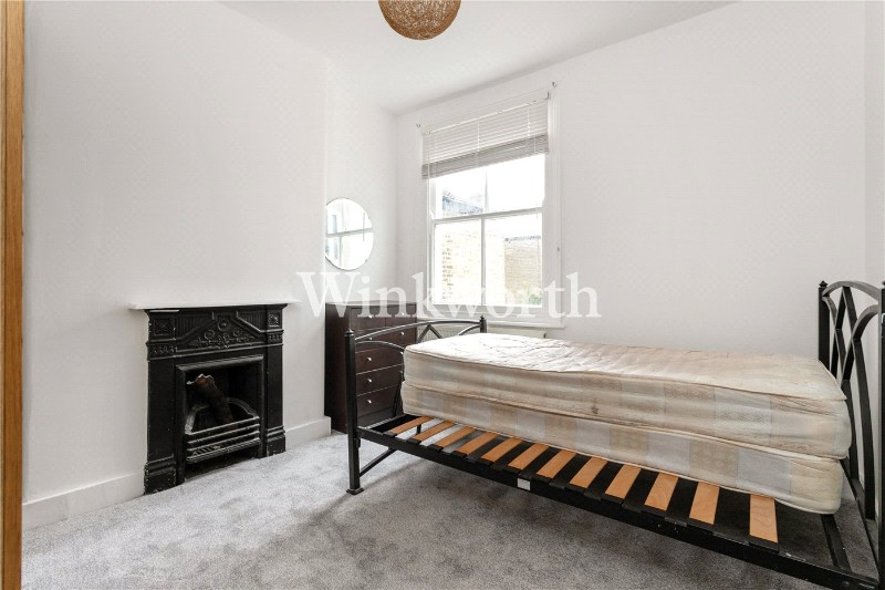 Kirkstall Avenue, London, N17