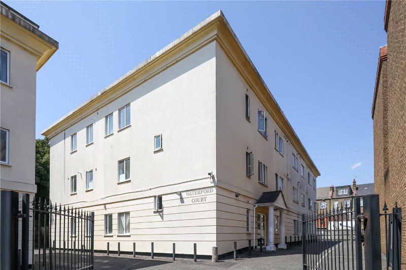 Leeland Terrace, London, W13