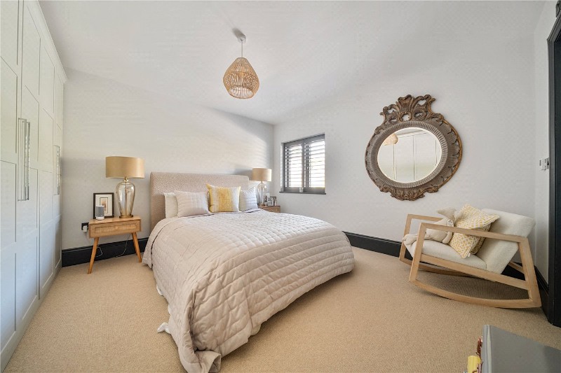 Echo Barn Lane, Wrecclesham, Farnham, Surrey, GU10