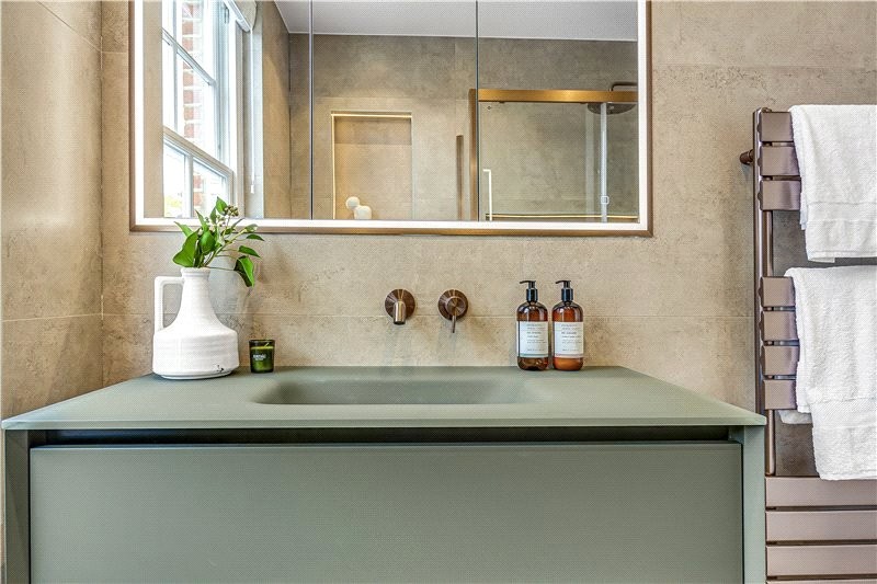 Westmoreland Road, Barnes, London, SW13