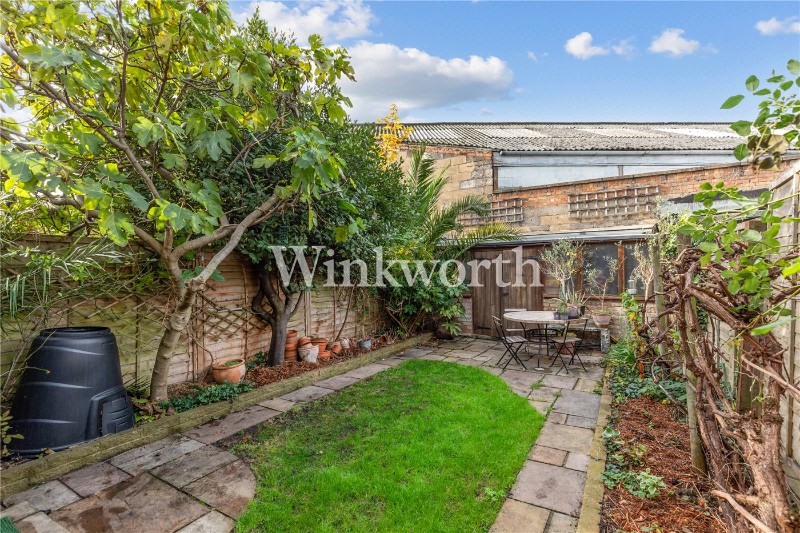 Westbury Avenue, London, N22