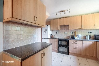 Novello Close, Basingstoke, Hampshire, RG22