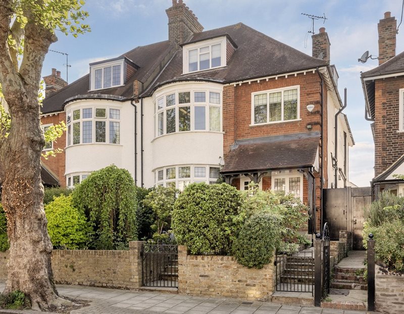 Luttrell Avenue, London, SW15