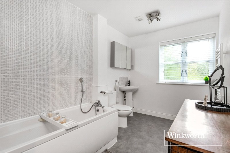 Constable Close, Friern Barnet, London, N11