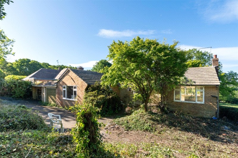 Blandford Road, Corfe Mullen, Wimborne, Dorset, BH21