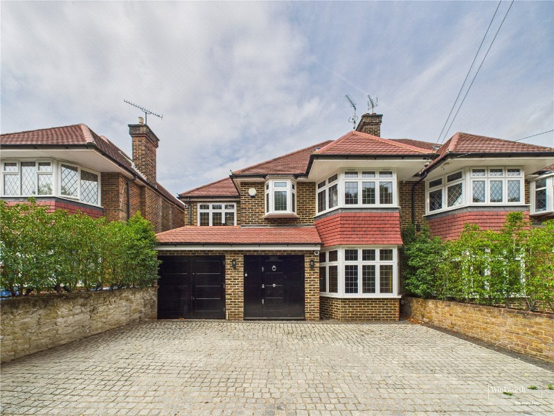 Salmon Street, Kingsbury, London, NW9