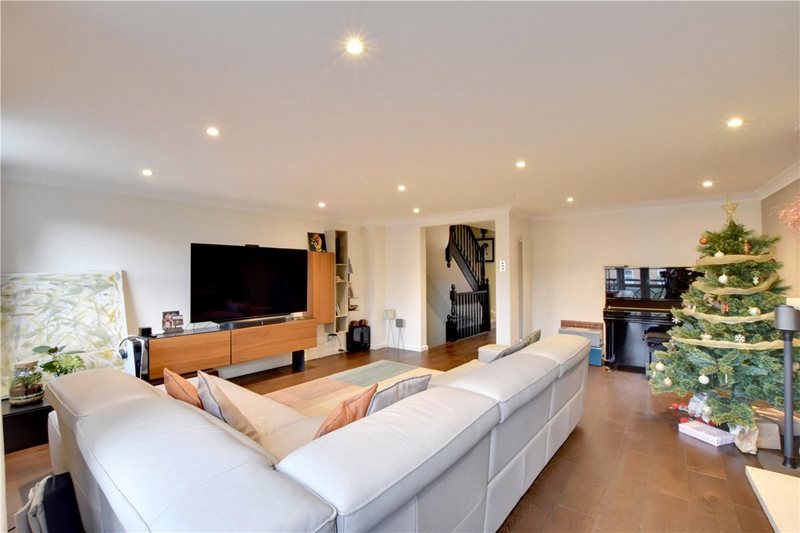 Glaisher Street, Greenwich, London, SE8