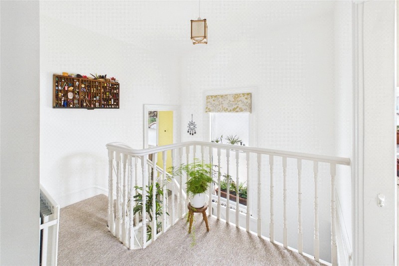 Deronda Road, London, SE24