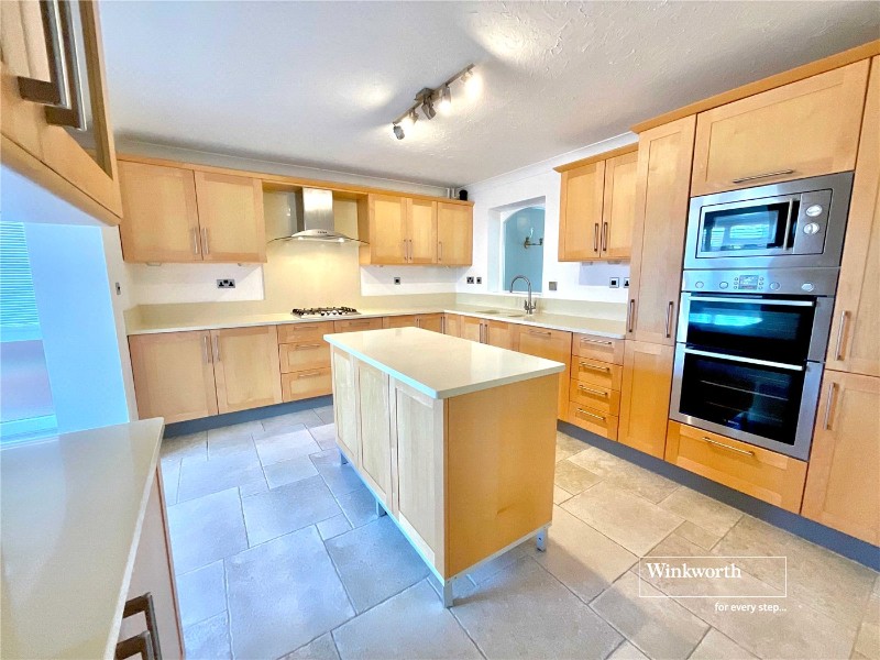 Vecta Close, Friars Cliff, Christchurch, Dorset, BH23